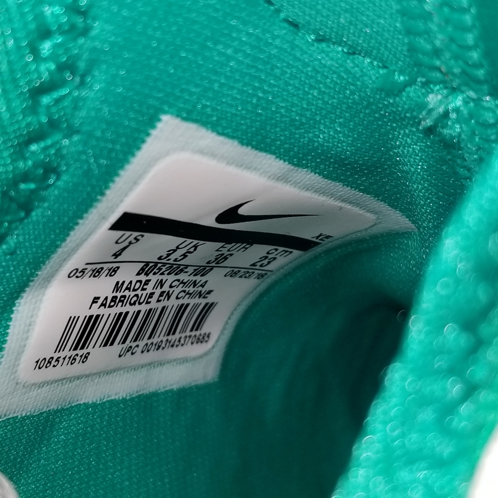 SOLD 🥰 Nike Huarache E.D.G.E. - Picture 7 of 8